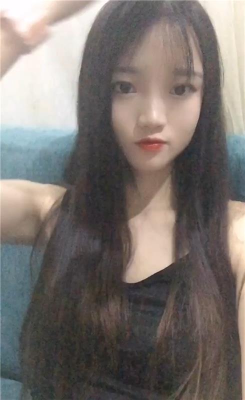 体验95后兼职小妹妹