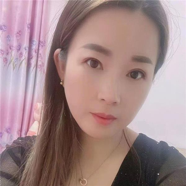 李沧白嫩少妇