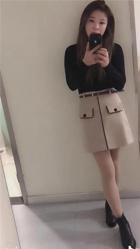 弘扬骚气健谈服务系美女