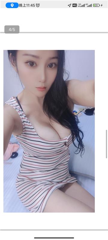 特骚大胸妹子